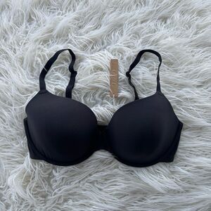 Skims Fits Everybody T-shirt Bra Onyx Size 36DD